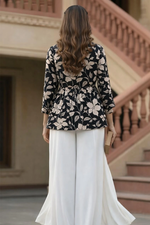 Casual Regular Sleeves Floral Print, Printed Women Maroon Top